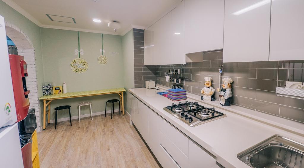Kingkong Guesthouse Busan Phòng bức ảnh