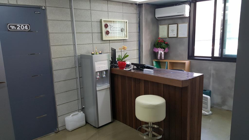 Kingkong Guesthouse Busan Phòng bức ảnh